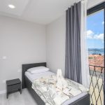 201ac458-f36e-40af-983d-89ed65a8fc72