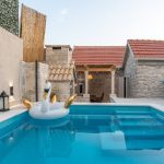 21eb2a2c-8824-4e56-b989-dde48ab1a18a