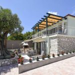 2bb74d53-b8ec-4d6f-8cf8-8a2d41f83578