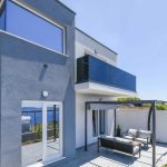 8e659d2b-9797-4bdc-b189-e91942cf3194