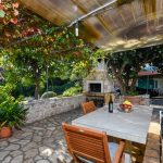 aa673a8b-5286-4677-8ae3-36386c27b538