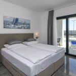 d4f351dd-6896-4a15-b099-abf45f514c5d