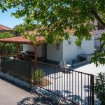 f28be851-3277-4d24-b949-78771de02d2d